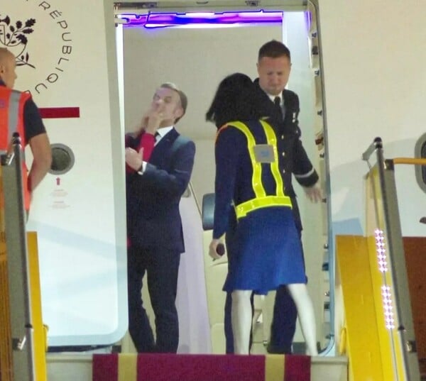 ΜΑΚΡΟΝ ΝΤΟΝΑΛΝΤ ΤΡΑΜΠ ΜΠΡΙΖΙΤ 