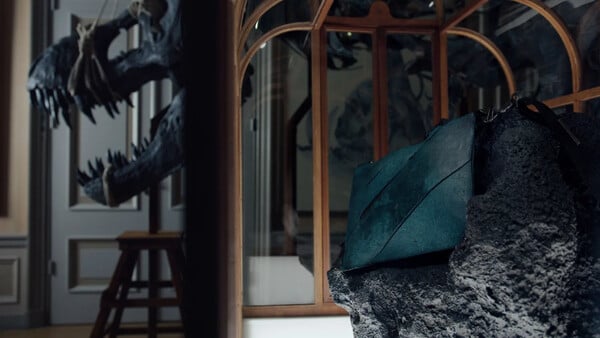 ΤΣΑΝΤΑ ΔΗΜΟΠΡΑΣΙΑ ΤΥΡΑΝΝΟΣΑΥΡΟΣ