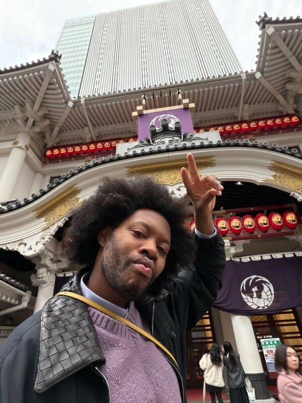 Ο Jeremy O. Harris γράφει για τις 23 ημέρες κράτησής του στην Ιαπωνία στο Vanity Fair