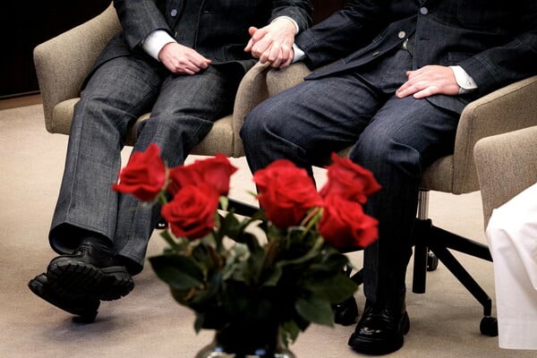 ΑΜΣΤΕΡΝΤΑΜ ΓΑΜΟΙ ΟΜΟΦΥΛΩΝ ΖΕΥΓΑΡΙΩΝ