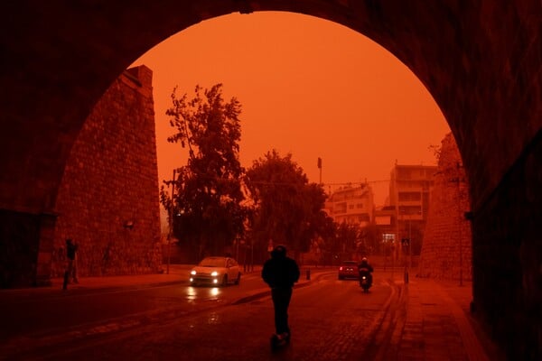 ΚΡΗΤΗ ΑΦΡΙΚΑΝΙΚΗ ΣΚΟΝΗ