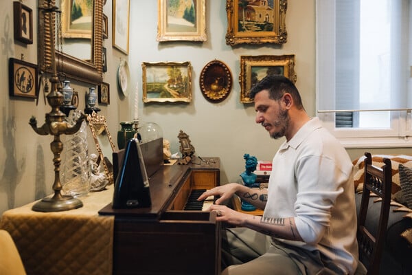 Ένα οικοσύστημα μνήμης μέσα σε μια μονοκατοικία