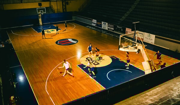 Ο Μάικλ Τζόρνταν κάποτε έπαιξε μπάσκετ στα Πατήσια 