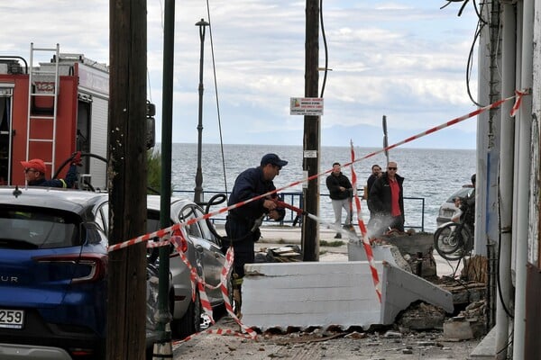 ΚΟΡΙΝΘΟΣ ΝΕΚΡΗ ΜΠΑΛΚΟΝΙ