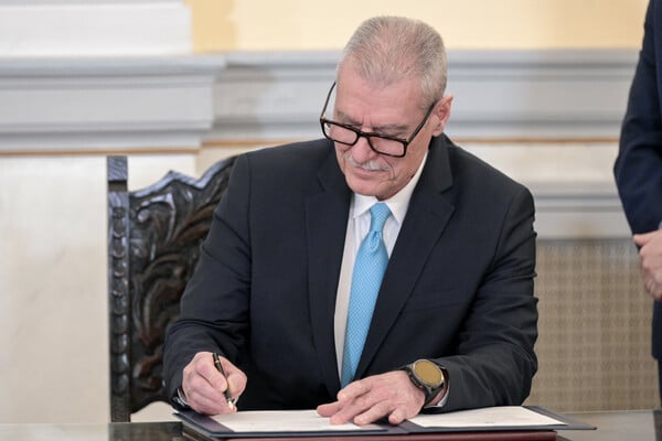 ΑΝΑΣΧΗΜΑΤΙΣΜΟΣ ΟΡΚΩΜΟΣΙΑ ΝΕΩΝ ΜΕΛΩΝ ΚΥΒΕΡΝΗΣΗΣ