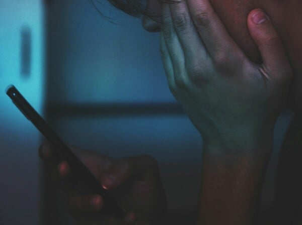 ΤΟΥΑΛΕΤΑ SCROLLING ΚΙΝΗΤΟ