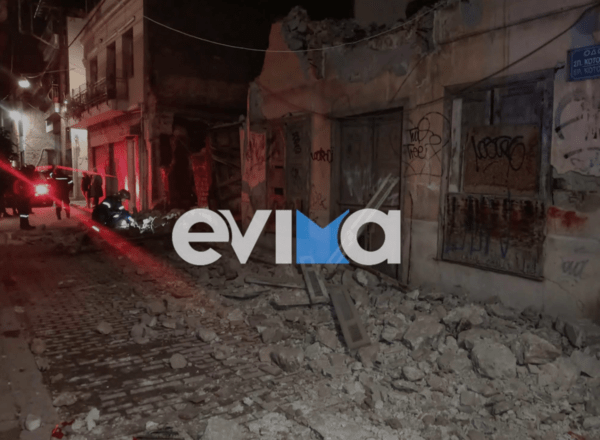 Αναστάτωση στη Χαλκίδα: Σπίτι κατέρρευσε στο κέντρο της πόλης