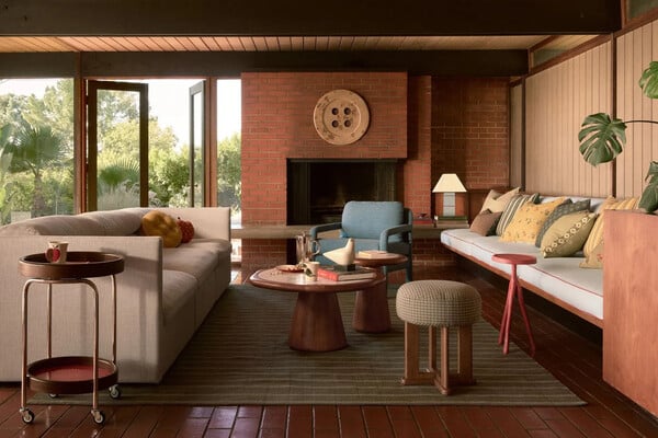 Το ανυπέρβλητα cool γούστο της Έμα Τσάμπερλεν