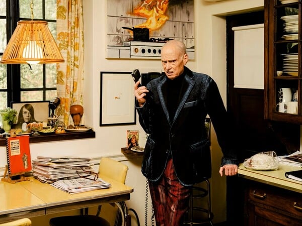 Ο John Waters, ο Τραμπ και το τέλος της αθωότητας του trash