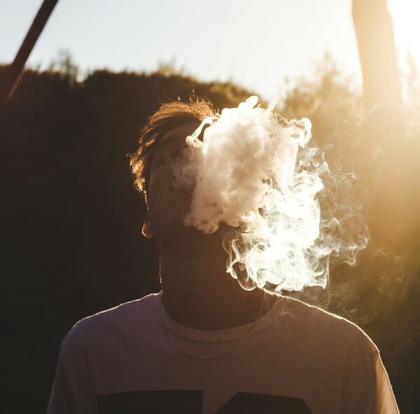 ΗΛΕΚΤΡΟΝΙΚΟ ΤΣΙΓΑΡΟ ΚΙΝΔΥΝΟΣ ΚΑΡΚΙΝΟΣ ΕΡΕΥΝΑ