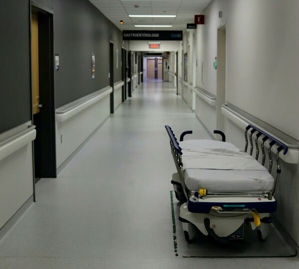 ΘΕΣΣΑΛΟΝΙΚΗ ΝΕΚΡΟΣ ΠΤΩΣΗ ΓΚΡΕΜΟΣ