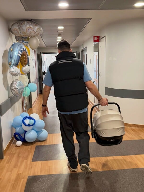 Κατερίνα Καινούργιου: Οι πρώτες φωτογραφίες με τη νεογέννητη κόρη της