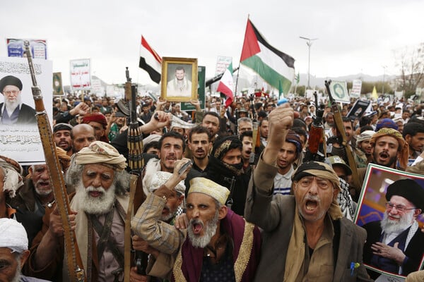 Μεσάνυχτα στα στενά του Ορμούζ 