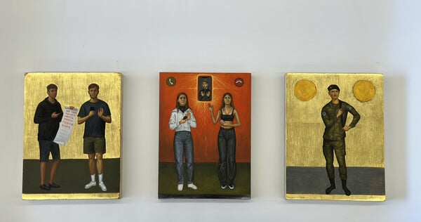 Οι μορφές του Ιωακείμ Κουμούση αιωρούνται μεταξύ του ιερού και του ανθρώπινου