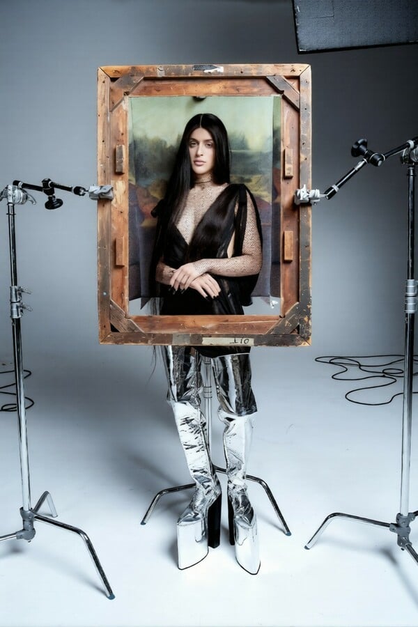 Η Arca περνά από το burnout στη ζωγραφική με την πρώτη της έκθεση στο ICA