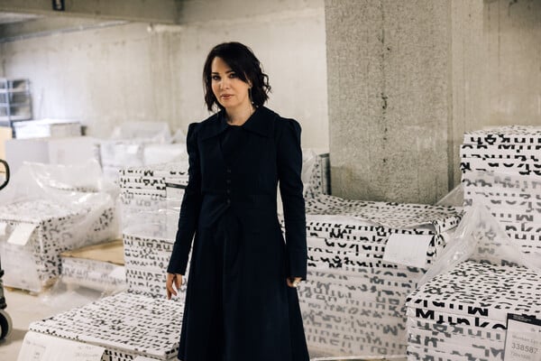 Αριάδνη Περράκη: «Το χαρτί είναι ένα ήσυχο προϊόν που έχει τη δυνατότητα να φιλοξενήσει τα πάντα»