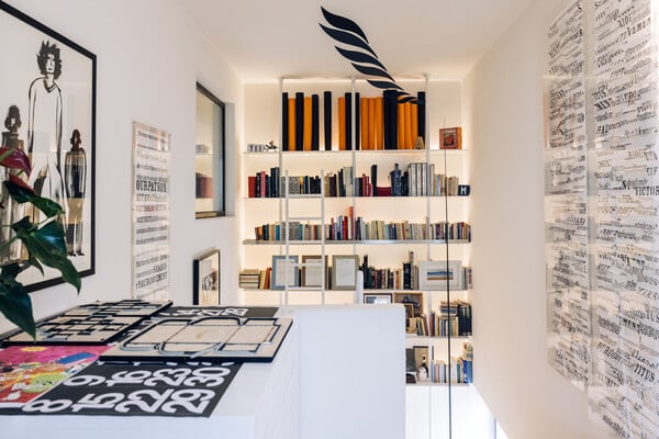 Αριάδνη Περράκη: «Το χαρτί είναι ένα ήσυχο προϊόν που έχει τη δυνατότητα να φιλοξενήσει τα πάντα»