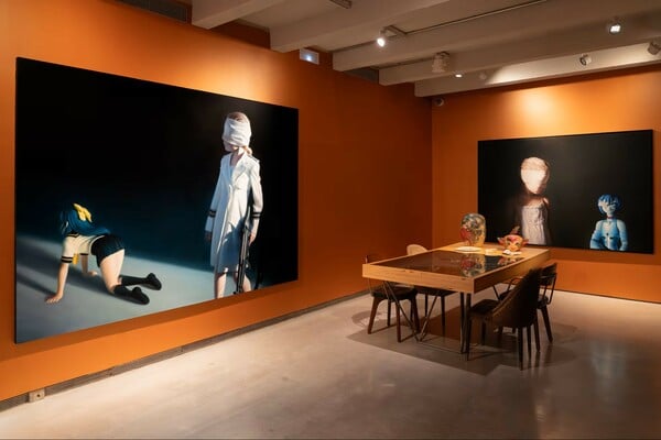 Ο Γκότφριντ Χέλνβαϊν φέρνει στη Μαδρίτη εικόνες που δύσκολα αντέχεις να κοιτάξεις