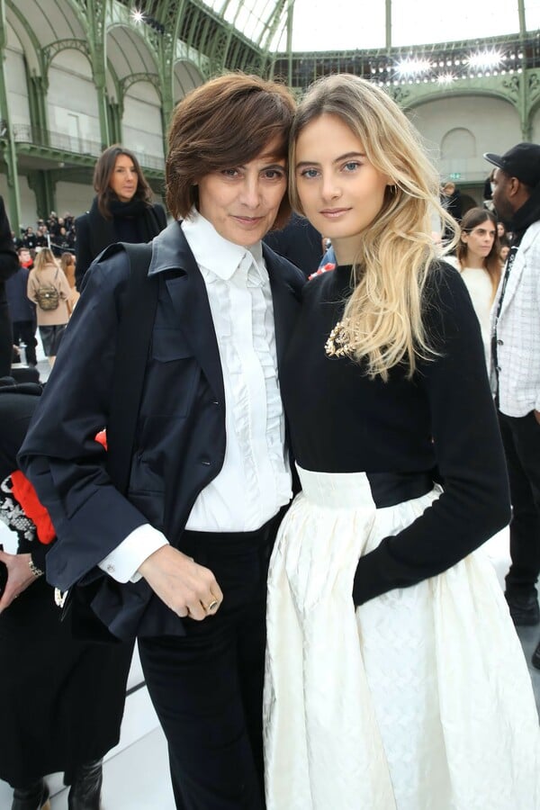 Η Ινές ντε λα Φρεσάνζ λέει κάτι που πολλές γυναίκες σκέφτονται για τα 60 σήμερα