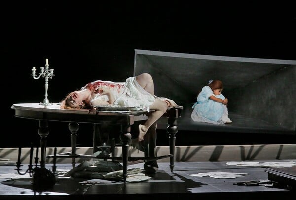 Λέσλι Τράβερς: «Η όπερα είναι ένας κόσμος χωρίς όρια» 