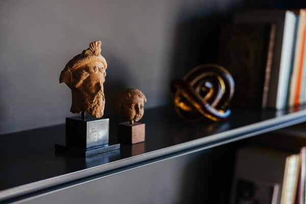 Ένα σπίτι που ανοίγει σαν σκηνή