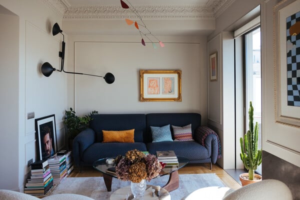 Ένα σπίτι που ανοίγει σαν σκηνή