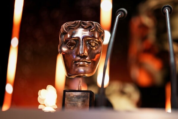BAFTA ΒΡΑΒΕΙΑ ΡΑΤΣΙΣΜΟΣ ΤΟΥΡΕΤ