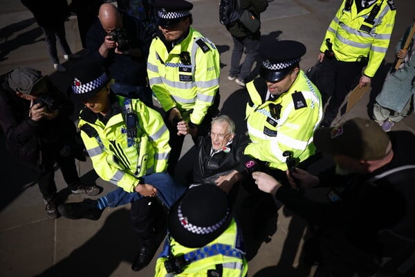 Λονδίνο: 500 συλλήψεις σε διαδήλωση υπέρ της Palestine Action, παρά την απόφαση δικαστηρίου