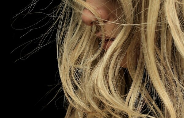 ΜΑΛΛΙΑ ΡΟΥΧΑ ΤΣΙΚΝΑ ΜΥΡΩΔΙΑ ΠΑΣΧΑ