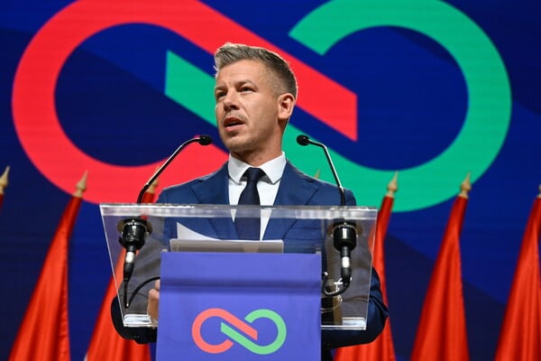 ΟΥΓΓΑΡΙΑ ΕΚΛΟΓΕΣ ΠΕΤΕΡ ΜΑΓΙΑΡ ΒΙΚΤΟΡ ΟΡΜΠΑΝ