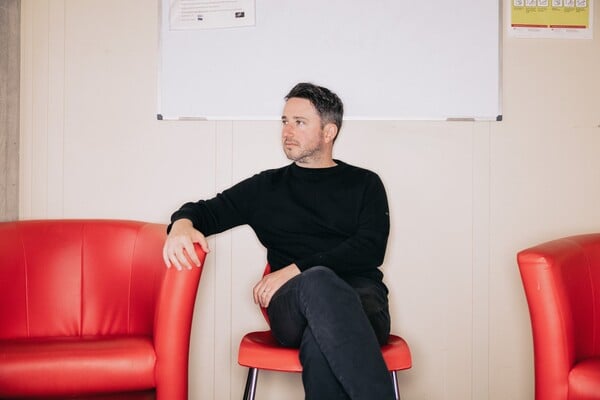 «Δεν είναι δουλειά των πλουσίων να αποφασίζουν τι φόρους θα πληρώνουν»