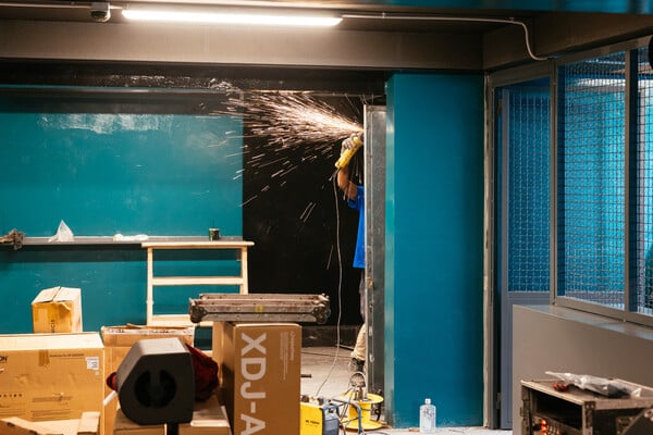 Mπήκαμε πρώτοι στο ολοκαίνουργιο Κλακάζ