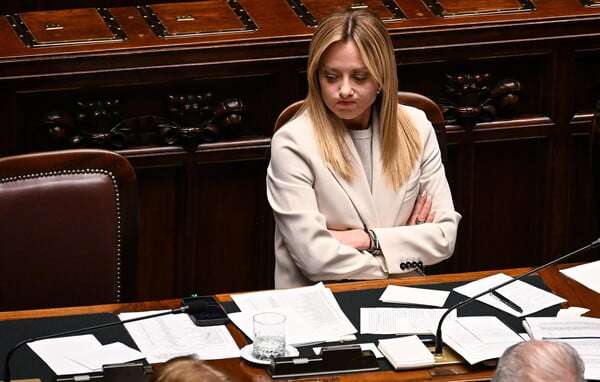 ΤΖΟΡΤΖΙΑ ΜΕΛΟΝΙ ΝΤΟΝΑΛΝΤ ΤΡΑΜΠ ΙΤΑΛΙΑ ΗΠΑ