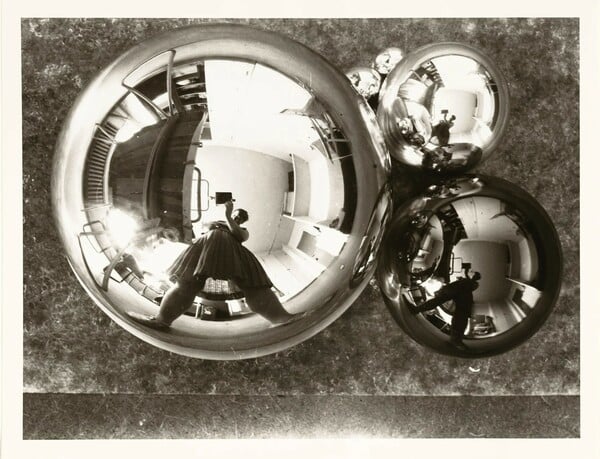 Το Βερολίνο ξανακοιτά το Bauhaus μέσα από τις γυναίκες που του έδωσαν μάτια