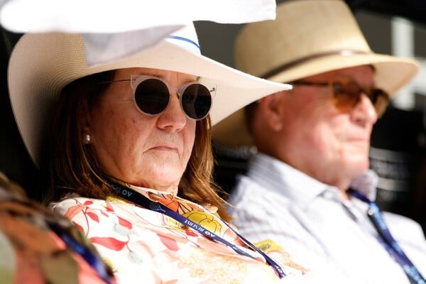 ΠΛΟΥΣΙΟΤΕΡΗ ΓΥΝΑΙΚΑ ΑΥΣΤΡΑΛΙΑ