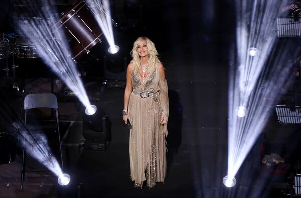 ΑΝΝΑ ΒΙΣΣΗ ΟΑΚΑ ΣΥΝΑΥΛΙΑ