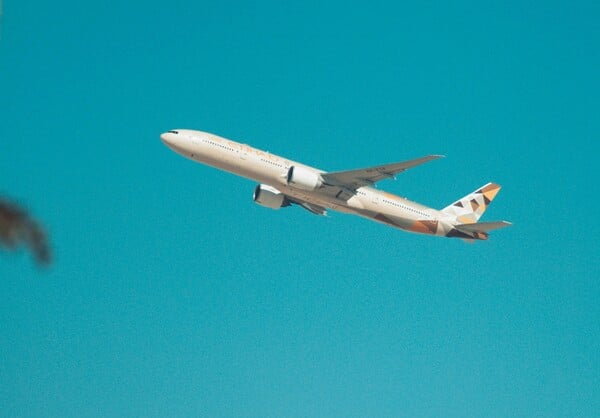 ΕΥΡΩΠΗ ΠΤΗΣΕΙΣ ΚΑΥΣΙΜΑ ΙΡΑΝ