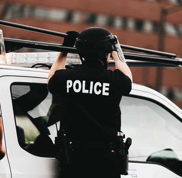 ΗΠΑ ΒΙΡΤΖΙΝΙΑ ΔΟΛΟΦΟΝΙΑ ΣΥΖΥΓΟΣ ΑΥΤΟΚΤΟΝΙΑ ΚΥΒΕΡΝΗΤΗΣ