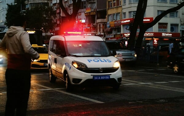 ΤΟΥΡΚΙΑ ΣΧΟΛΕΙΟ ΕΠΙΘΕΣΗ ΔΡΑΣΤΗΣ 