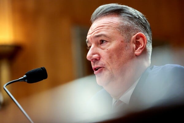 ICE TOD LYONS ΑΠΟΧΩΡΗΣΗ 