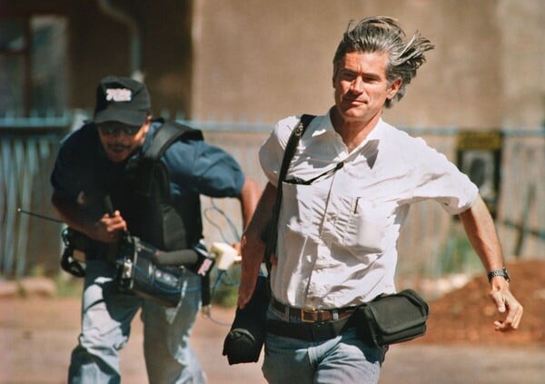 Τζέιμς Νάχτγουεϊ: Οι φωτογραφίες του κορυφαίου φωτορεπόρτερ της ανθρώπινης εξαθλίωσης ταξιδεύουν στα μουσεία του κόσμου