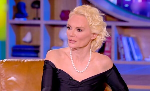 ΕΛΕΝΑ ΧΡΙΣΤΟΠΟΥΛΟΥ