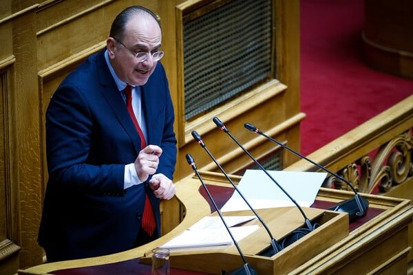 ΜΑΚΑΡΙΟΣ ΛΑΖΑΡΙΔΗΣ ΠΑΡΑΙΤΗΣΗ ΜΕΓΑΡΟ ΜΑΞΙΜΟΥ