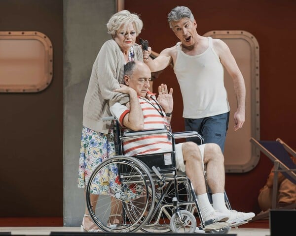 Ο Λούκα Γκουαντανίνο ανεβάζει ξανά την πιο αμφιλεγόμενη όπερα της εποχής μας