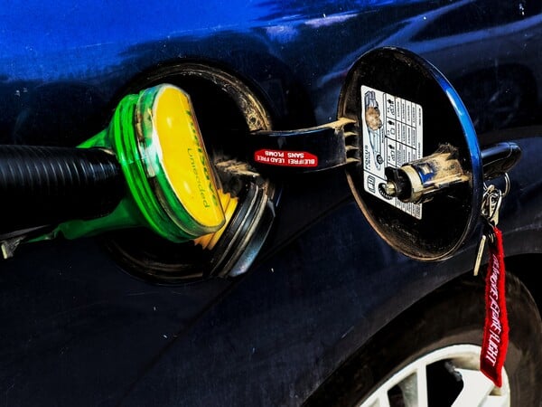 ΚΑΥΣΙΜΑ ΤΙΜΕΣ ΣΤΕΝΑ ΤΟΥ ΟΡΜΟΥΖ