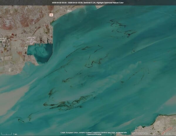 Ανησυχητικές δορυφορικές εικόνες: Πετρελαιοκηλίδες γίνονται ορατές από το διάστημα μετά τον πόλεμο στο Ιράν