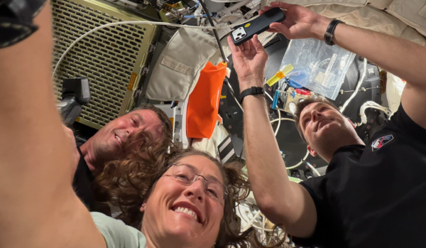 ΑΣΤΡΟΝΑΥΤΕΣ ΔΙΑΣΤΗΜΑ ΒΑΡΥΤΗΤΑ