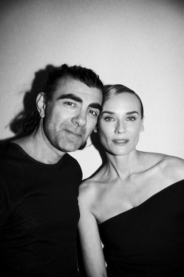 Ο Φατίχ Ακίν λέει ότι η Γερμανία δεν έχει ξεπεράσει ποτέ πραγματικά το ναζιστικό της τραύμα