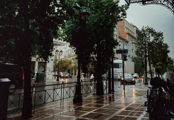 ΑΘΗΝΑ ΒΡΟΧΗ ΚΑΤΑΙΓΙΔΑ ΤΙ ΩΡΑ