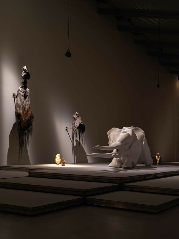 Turner Prize 2026: Μια βραχεία λίστα με έντονο πολιτικό φορτίο και γλυπτική ουσία.